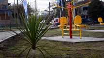 Imagen de La vieja plaza remodelada en Canal V, con el nombre de un antiguo poblador de Neuquén