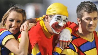 Sol y Jeremías, los hijos de Piñón Fijo, le respondieron a su padre en redes sociales.-