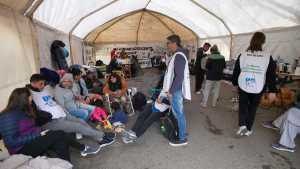 Conflicto docente en Río Negro: Unter instaló una carpa frente a la Casa de Gobierno en Viedma
