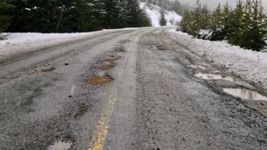 El intendente Bruno Pogliano calificó de "calamitoso" el estado de la ruta. Foto: gentileza