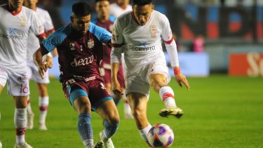 Huracán tiene la chance de quedar a un punto del líder Atlético Tucumán.