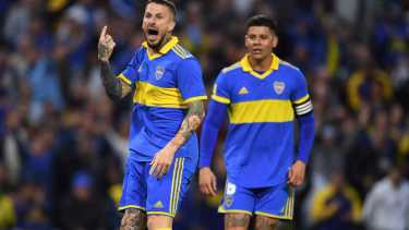 Darío Benedetto será titular y Marcos Rojo volverá al once de Boca para visitar a Sarmiento. 