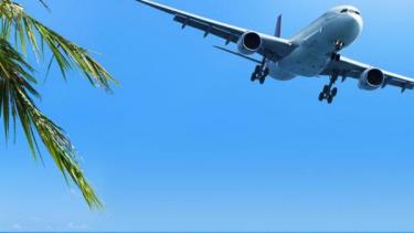 En vuelos internacionales los precios subieron hasta el 300% en un año. 