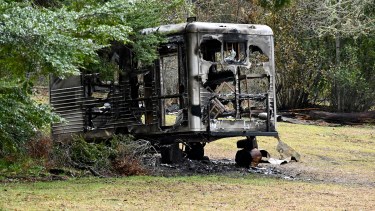 La casilla de Gendramería nacional se encontraba en el interior de la propiedad Los Radales, a unos 50 metros de la ruta 40, en Villa Mascardi. Foto: Chino Leiva
