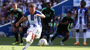 Doblete de MacAllister para Brighton y lesión de Lisandro Martínez en Manchester