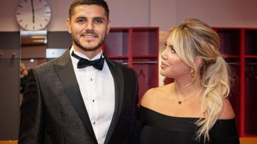 Wanda Nara acompañó a Mauro Icardi a la presentación en Turquía, pero los rumores indican que ya desde entonces estaban en crisis.-
