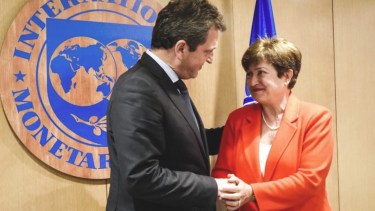 El ministro de Economía y la titular del FMI. 
