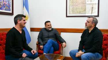 Canosa dijo que Aguiar "conoce la administración pública como pocos" y "es más que aprobada su capacidad de gestión".