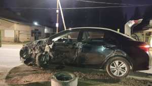 Un auto de la Legislatura chocó con un colectivo en Bariloche: el chofer estaba alcoholizado