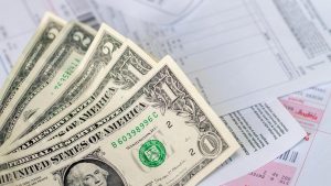 Dólar: paso a paso, cómo pedir la baja de los subsidios de gas y luz para acceder al dólar ahorro