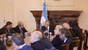 Alberto Fernández convocó a un «consenso contra los discursos de odio» y el Gabinete va a la Plaza