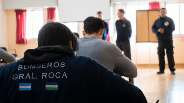 Ya se encuentran abiertas las inscripciones para los aspirantes a bomberos voluntarios en Roca. Foto Gentileza Jefatura de Bomberos Voluntarios de Roca.