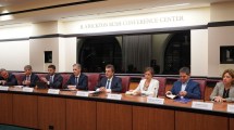 Imagen de Sergio Massa anunció en Houston el lanzamiento del Plan Gas 5 y la ley para blindar el GNL