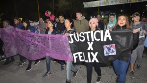 Un centenar de personas reclamaron justicia por la muerte de un vecino de Regina
