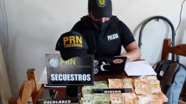 En total se secuestraron 195 envoltorios de cocaína. (foto: gentileza)