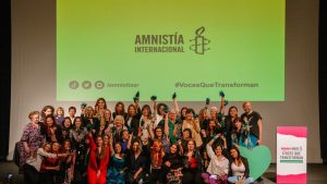 Amnistía Internacional distinguió a Laura Loncopan Berti, editora de Género de RÍO NEGRO