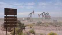 Imagen de Por Vaca Muerta, volvió a subir la producción de petróleo de Neuquén y pisa el récord histórico