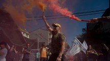 Imagen de Uthgra reclamó y escrachó hoteles en el centro de Bariloche por la equiparación de los básicos