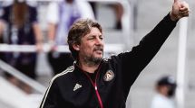 Imagen de Heinze volvió al fútbol argentino y es el nuevo técnico de Newell’s