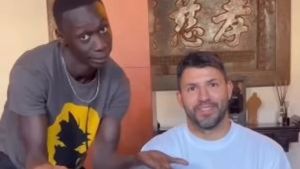 El Kun Agüero y un desafío viral de Tik Tok junto a Khaby Lame