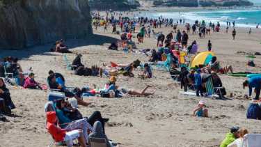 Mucho movimiento en Las Grutas durante el feriado 
