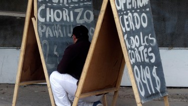 Midieron la inactividad de comercios en Neuquén, hay diferencias entre locales del bajo y el alto  (Oscar Livera)