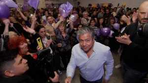 Figueroa emprendió la lucha política contra los candidatos «designados a dedo»