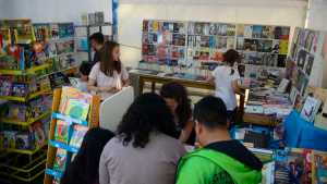 En Roca comenzó la Feria del Libro y te mostramos las mejores fotos