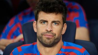 A pesar de que hace poco tiempo de la separación de Shakira, Gerard Piqué consolida su romance con Clara Chía Martí.-