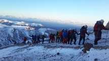 Imagen de Subir al volcán Domuyo y conquistar la cumbre más alta de la Patagonia: la temporada ya comienza