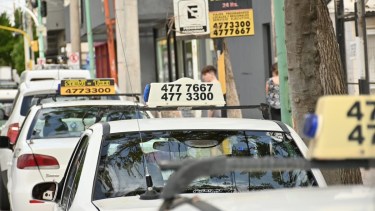 Nuevo aumento en la tarifa de taxis de Cipolletti. Foto: Archivo. 