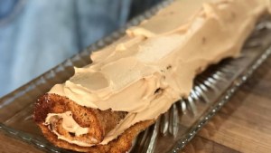 Arrollado de crema moca por Juliana López May