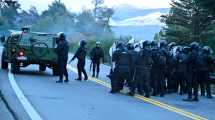 Imagen de Procesaron con prisión preventiva a mujeres y varones mapuches por usurpaciones en Villa Mascardi