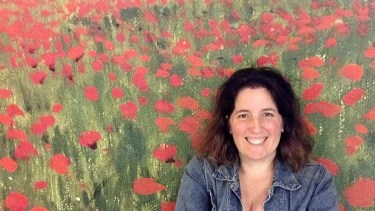 Agustina Bazterrica, autora de "Cadáver exquisito", ofrecerá una charla abierta con la booktuber Cecilia Bona.