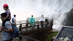 Quién era el hombre que cayó a las Cataratas del Iguazú y murió