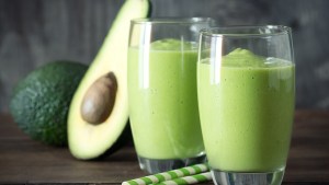 Smoothie vegano de palta: la receta de primavera