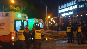 Detenidos y hospitalizados por peleas grupales a la salida del boliche en Neuquén