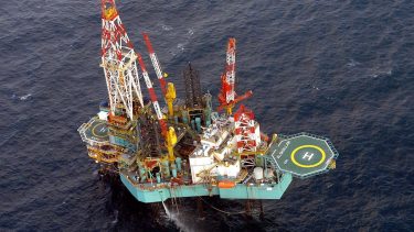 El contrato comprende la provisión de 12 plataformas autoelevables y dos plataformas en isla junto con los servicios integrados. Foto: ADNOC.
