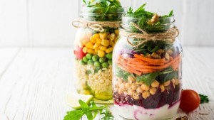 Frascos de ensalada al estilo marroquí