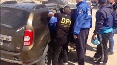 Lo detuvo personal de Investigaciones de Comodoro en la avenida Chile. Juan Octavio Godoy había sido condenado a 32 años de prisión en Neuquén por matar a un violador. (Gentileza diario El Patagónico)