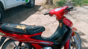Las motos fueron retenidas y trasladadas a la Subcomisaría 66 de Mainqué. (Foto gentileza)