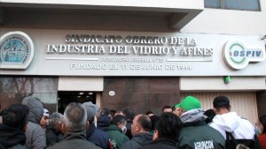 Gremios lograron aumentos salariales superiores al 100% con vigencia hasta marzo