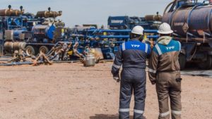 YPF buscará financiamiento en el mercado para crecer en 2023