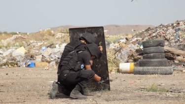La brigada de explosivos de Viedma, cerró todo el prebasural de Sierra Grande para realizar el procedimiento.