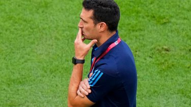 Scaloni habló en conferencia tras la derrota. (AP Photo/Luca Bruno)