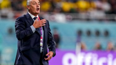 Gustavo Alfaro dirigió a Ecuador en el Mundial de Qatar 2022. (AP Photo/Natacha Pisarenko)