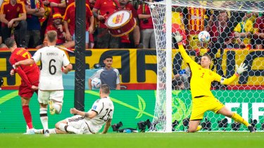 Alvaro Morata abrió la cuenta para España ante los alemanes. (AP Photo/Luca Bruno)