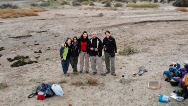 El equipo de investigación en el sitio donde estuvo el Fuerte San José