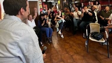 Cervi intensificó su visita a distintas localidades de Neuquén en pos de su candidatura a gobernador. (Twitter).-