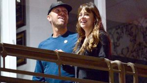 El mal momento que pasaron Chris Martin y Dakota Johnson antes de venir a Argentina